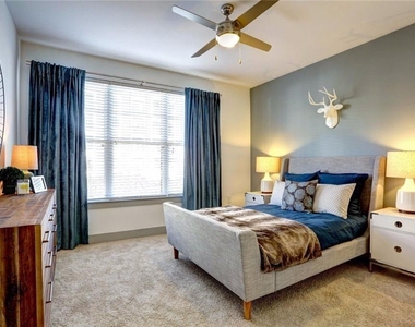 1213 Avalon Boulevard - Photo Thumbnail 16