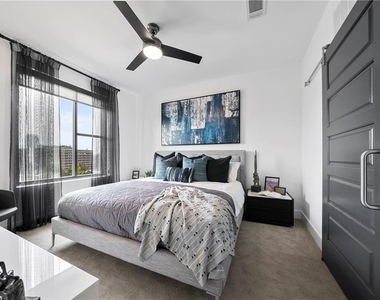 1777 Peachtree Street Ne - Photo Thumbnail 10