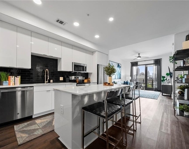1777 Peachtree Street Ne - Photo Thumbnail 1