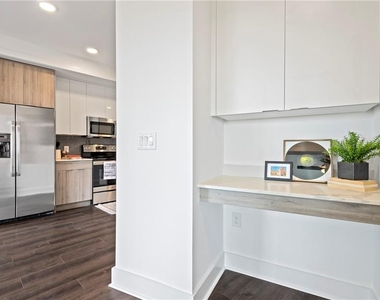 1777 Peachtree Street Ne - Photo Thumbnail 10