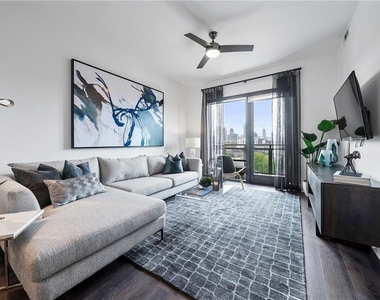 1777 Peachtree Street Ne - Photo Thumbnail 9