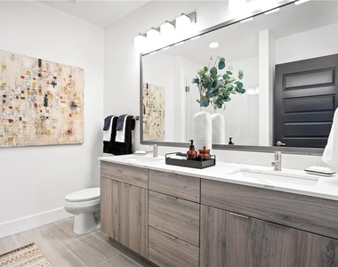 1777 Peachtree Street Ne - Photo Thumbnail 14