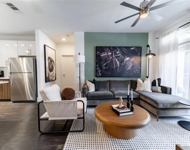 1220 Mecaslin Street Nw - Photo Thumbnail 3