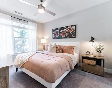 1220 Mecaslin Street Nw - Photo Thumbnail 8