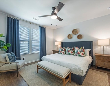 398 Sailors Way - Photo Thumbnail 13
