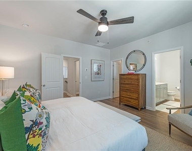 398 Sailors Way - Photo Thumbnail 16