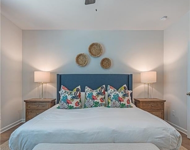 398 Sailors Way - Photo Thumbnail 18