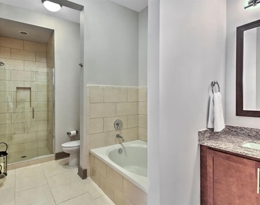 4600 Roswell Road - Photo Thumbnail 8