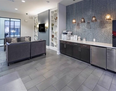 4600 Roswell Road - Photo Thumbnail 19
