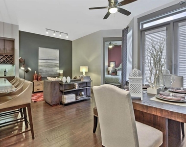 4600 Roswell Road - Photo Thumbnail 2