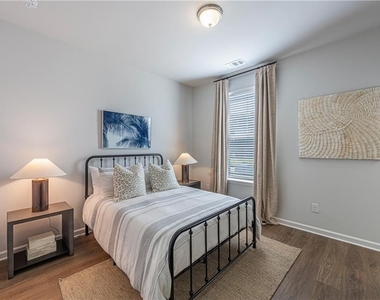 398 Sailors Way - Photo Thumbnail 8
