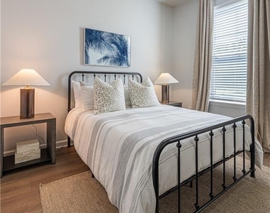 398 Sailors Way - Photo Thumbnail 20