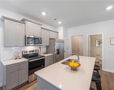 398 Sailors Way - Photo Thumbnail 28