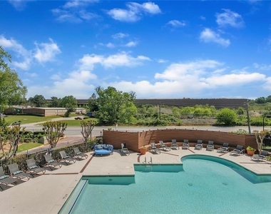 10 Rimington Lane - Photo Thumbnail 24