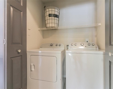 10 Rimington Lane - Photo Thumbnail 16