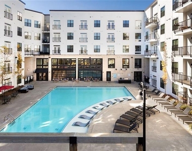 5193 Peachtree Boulevard - Photo Thumbnail 18