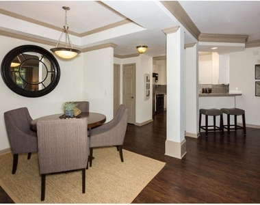 3558 Piedmont Road Ne - Photo Thumbnail 5