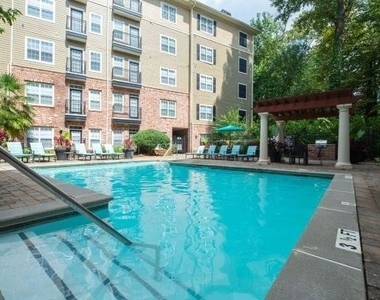 2676 Milscott Drive - Photo Thumbnail 12