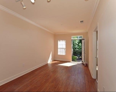 2676 Milscott Drive - Photo Thumbnail 6