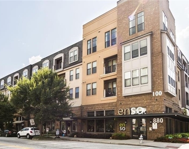 880 Glenwood Avenue - Photo Thumbnail 4