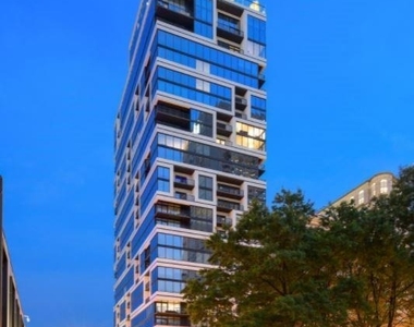 693 Peachtree Street Ne - Photo Thumbnail 17