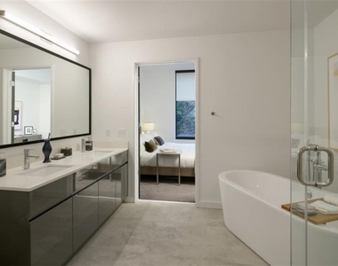 693 Peachtree Street Ne - Photo Thumbnail 6