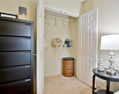 771 Lindbergh Drive - Photo Thumbnail 10