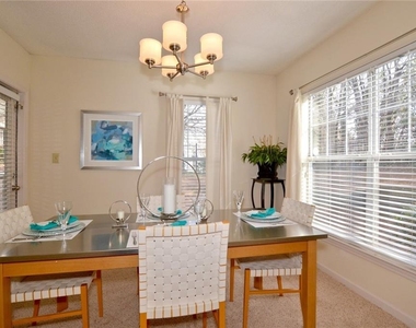 771 Lindbergh Drive - Photo Thumbnail 11