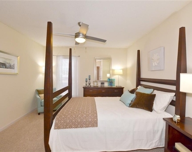 771 Lindbergh Drive - Photo Thumbnail 8