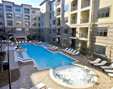 3695 Cumberland Boulevard - Photo Thumbnail 19