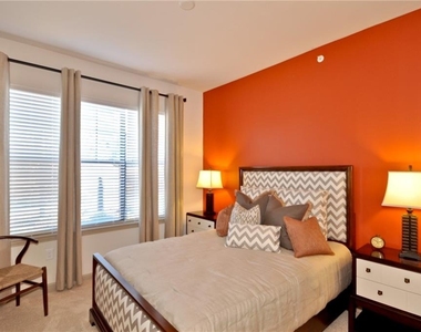3695 Cumberland Boulevard - Photo Thumbnail 13