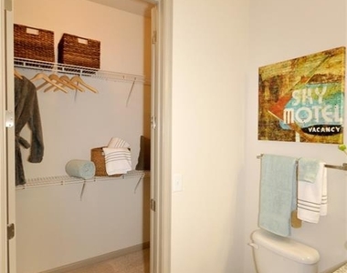3695 Cumberland Boulevard - Photo Thumbnail 17