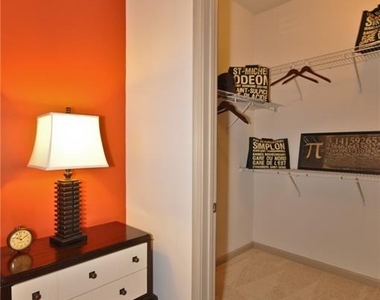 3695 Cumberland Boulevard - Photo Thumbnail 20