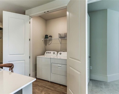 1003 Ridgewalk Parkways - Photo Thumbnail 21