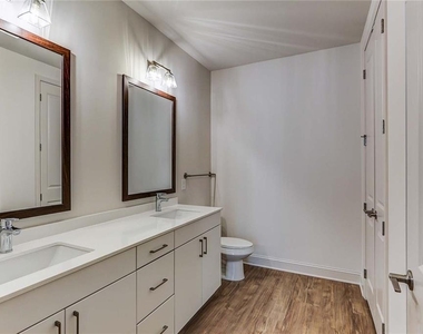 1003 Ridgewalk Parkways - Photo Thumbnail 18