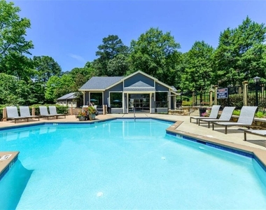 3200 Post Woods Drive - Photo Thumbnail 11