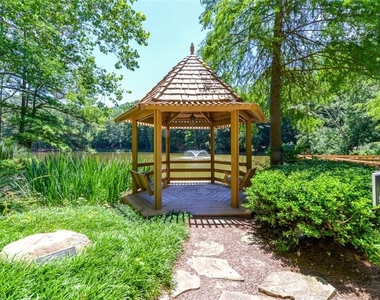 3200 Post Woods Drive - Photo Thumbnail 18