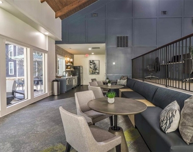 3200 Post Woods Drive - Photo Thumbnail 19