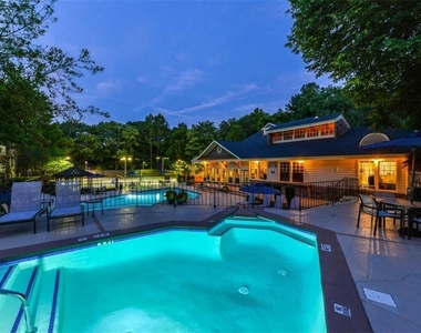 3200 Post Woods Drive - Photo Thumbnail 12
