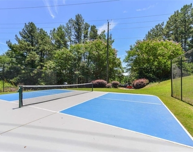 3200 Post Woods Drive - Photo Thumbnail 16