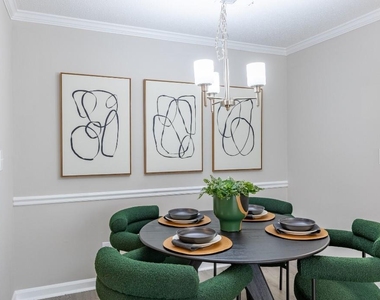 2124 Gables Drive - Photo Thumbnail 3