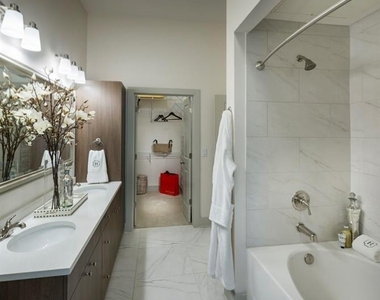 400 Pharr Road Ne - Photo Thumbnail 4