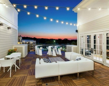 222 Colonial Homes Drive - Photo Thumbnail 6