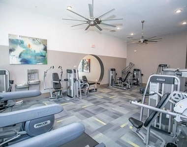 100 Dunwoody Gables Drive - Photo Thumbnail 26