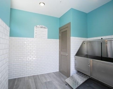 100 Dunwoody Gables Drive - Photo Thumbnail 10
