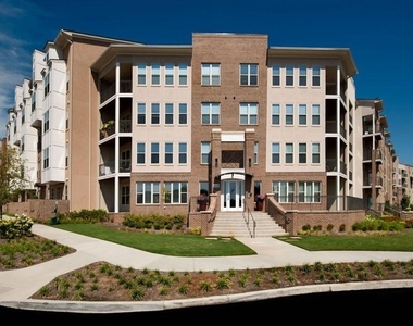 2400 Parkland Drive Ne - Photo Thumbnail 12