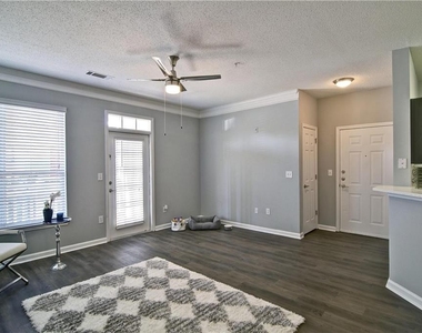 1100 Park Creek Court - Photo Thumbnail 8