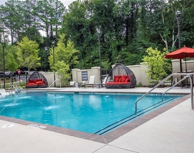 4011 Roswell Road - Photo Thumbnail 33