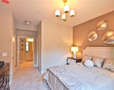 4011 Roswell Road - Photo Thumbnail 13