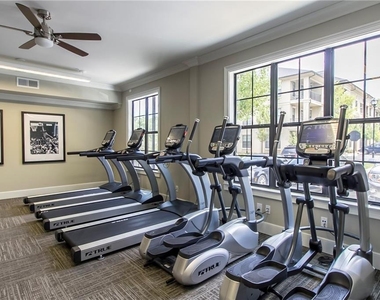 4011 Roswell Road - Photo Thumbnail 29